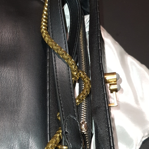 Nwt Unique Leather and Gold Purse - Picture 7 of 9